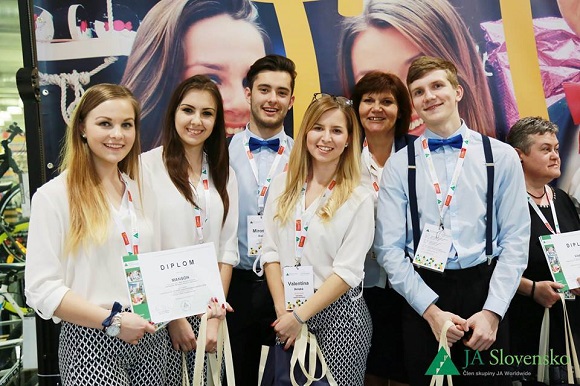 Ocenený študentský tím MANSON, JA Slovensko, 2016
