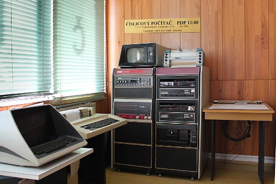 Expozícia počítača PDP-11/40,výrobca Digital Equipment Corp. USA (1975)