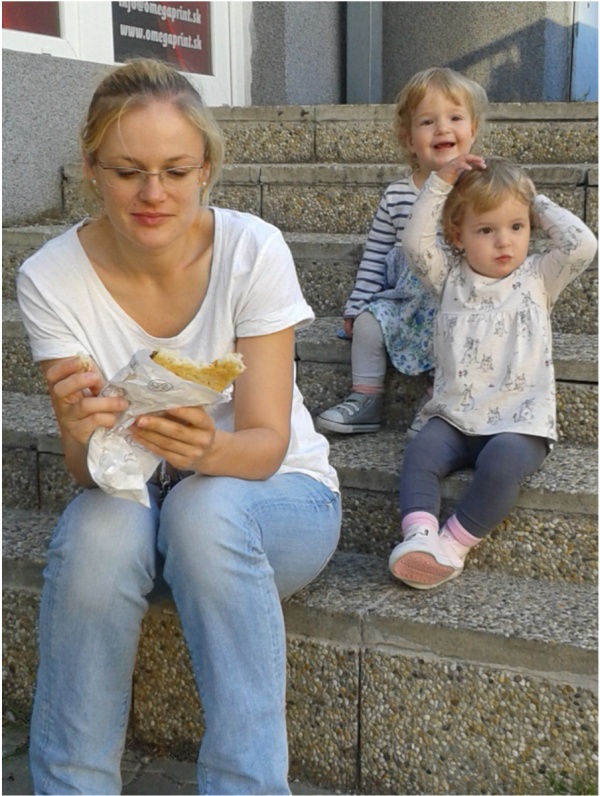 Silvia Bágeľová-Poláková s dcérami Luciou a Alicou
