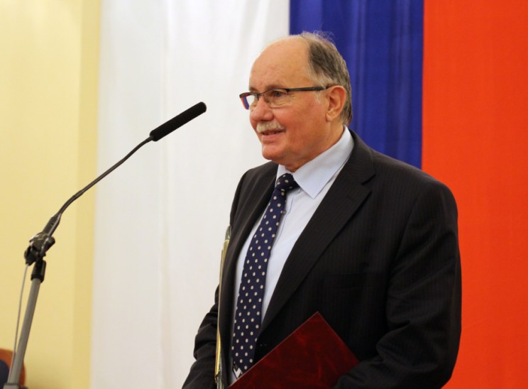 Prof. Ing. Jaroslav Kováč, CSc. počas príhovoru po prebratí ocenenia