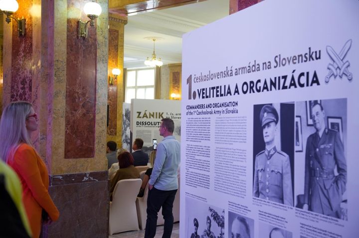 Výstava Armáda v povstaní – Slovenské národné povstanie 1944 