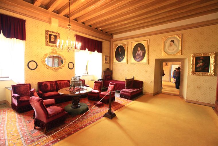 Pohľad do interiéru hradu Krásna Hôrka. Zdroj: www.slovensky-kras.eu